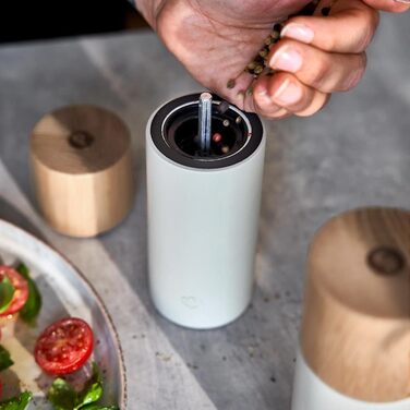 Набір з 2 мельниць для спецій Springlane: сіль та перець, з буку та бетону, регульований механізм, скандинавський дизайн (сірий)