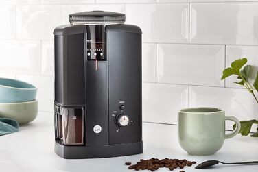 Електрична кавомолка Wilfa Svart Aroma - 32 ступені помелу, конічні жорна, таймер, 250г, 130 Вт (чорна)