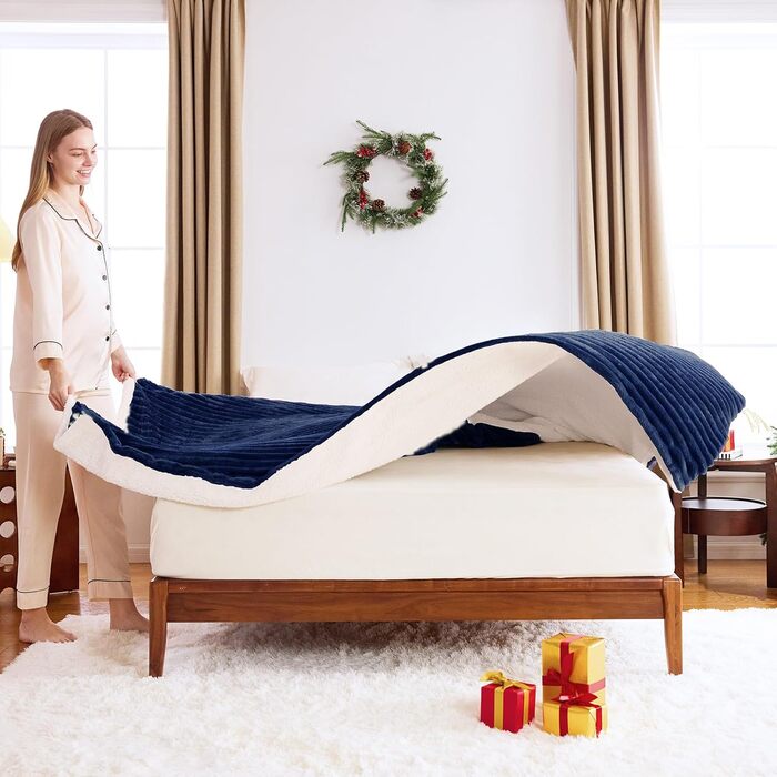 Плед WAVVE Sherpa з плюшем, теплий та м'який, 150x200 см, двосторонній, колір морської хвилі