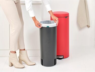 Відро Brabantia Treteimer 30L, мінеральний червоний, сталь, пластик