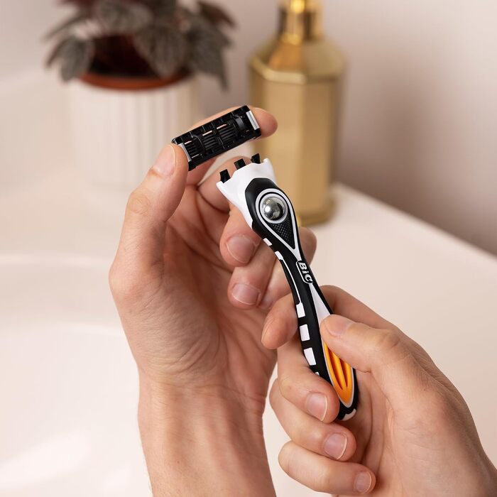 Чоловіча бритва BIC Hybrid 5 Flex, набір з 1 станка та 10 смінних касет (по 5 лез), з алое вера, вітаміном E та прецизійним тримером