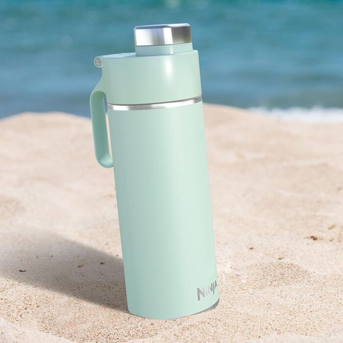 Ninja Thirsti Water Bottle/Thermo Cup to go, 700ml, leak-proof lid, for carbonated, hot & cold drinks, triple-insulated travel mug, stainless steel bottle, Mint, DW2401EUUKMT