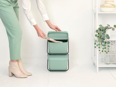 Сміттєвий кошик з кришкою Brabantia Sort & Go 16-20 л, для сортування відходів та тари, світло-зелений (Jade Green)