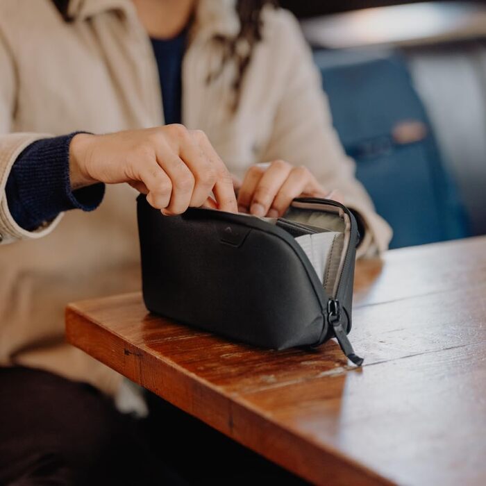 Peak Design Tech Pouch Small - small organizer pouch Black (Black)