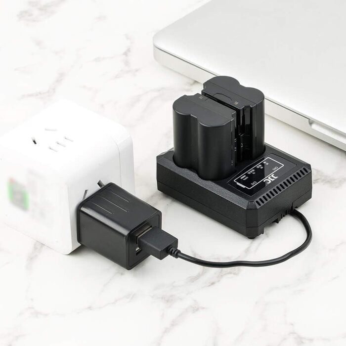 Зарядний пристрій JJC USB Dual для камер Fujifilm X-S20, X-H2, X-H2S, X-T5, X-T4, GFX 50SII, GFX100S, GFX100SII, GFX100II, GFX100RF, сумісний з акумулятором Fuji NP-W235