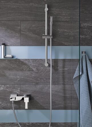 GROHE Vitalio Get - Handbrause 1 Spray Pattern (perfect spray pattern, suitable for flow heaters, double-walled hand shower, Anti-limescale system), silver, 27458000 (Vitalio Get Bundle with wall connector, round)