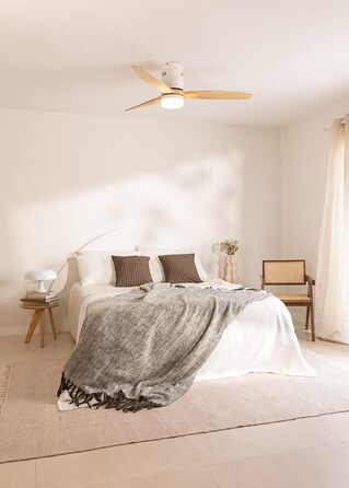 Вентилятор стельовий Windcalm Natural Wood з пультом, 132 см, 40W, 6 швидкостей, літній/зимовий режим, світлодіодне освітлення, дерев'яні лопаті