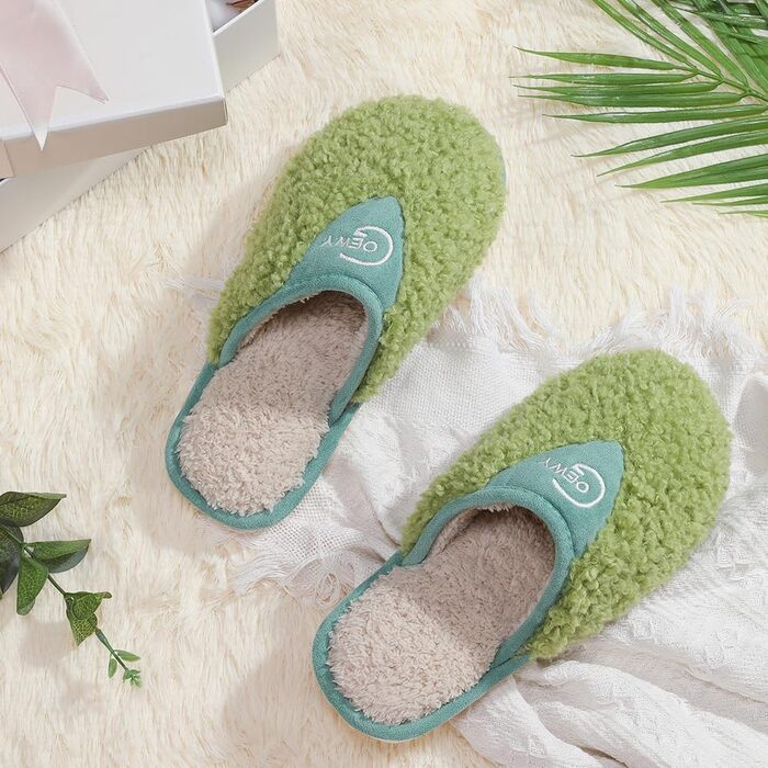 Тапочки зимові жіночі та чоловічі, плюшеві, теплі, м'які, зручні, з пам'яттю форми, антиковзаючі, зелені (37.5/38.5 EU)
