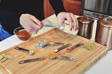 Stainless Steel Measuring Cups and Spoons Set, 16 Pieces, 7 Cups & 7 Spoons + Leveler & Chart - Metal Measuring Spoons and Cups - Stainless Steel Dry Measuring Cups & Liquid Metal