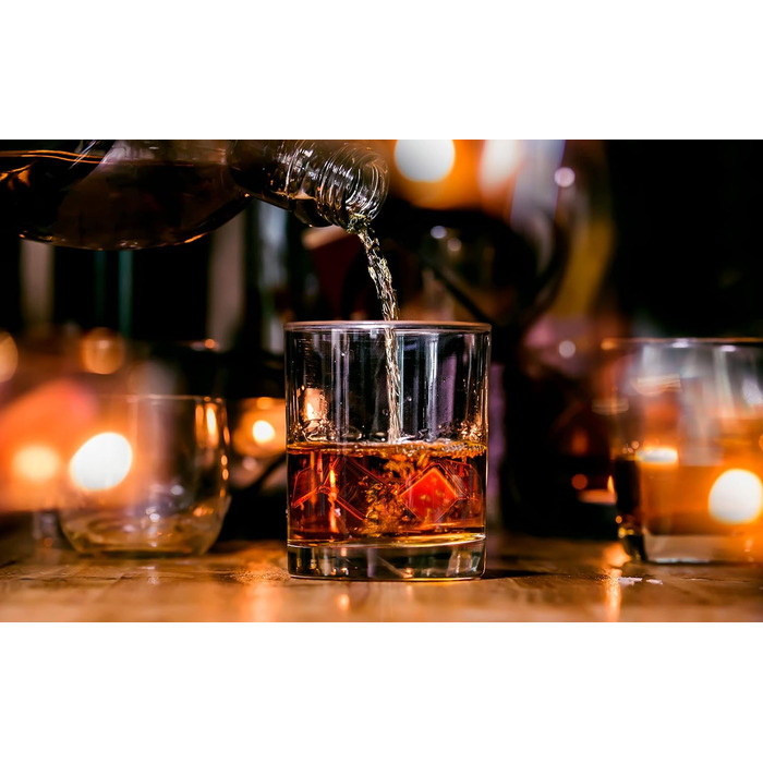 Набір кам'яних кубиків для віскі - 12 багаторазових кубиків з базальту, щипці + тканинний мішечок. Аксесуари для бару, коктейлів, віскі, джину. Декоративні кубики, подарунок. Базальтові кубики для віскі, 12 шт.