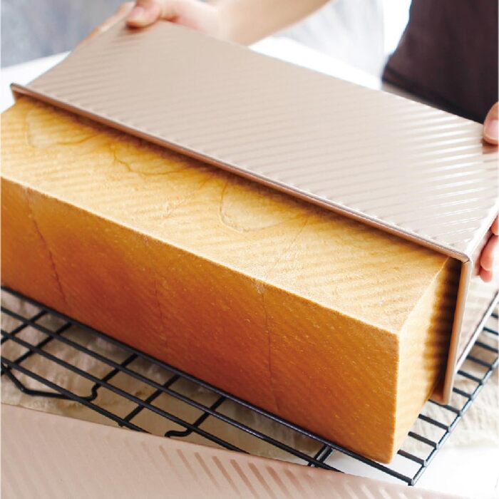 Large Loaf Pan with Lid, Non-Stick Toaster Oven Pan, Loaf Pan with Sliding Cover, Pullman Loaf Pan for Baking, 1000g Dough Capacity, Commercial Use