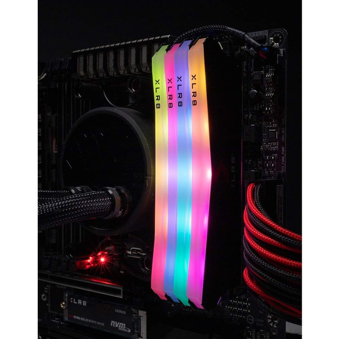 PNY XLR8 Gaming Epic: Набір оперативної пам'яті DDR4 RGB 3200MHz (2x8GB) Чорний