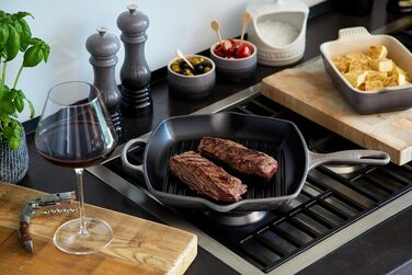 Le Creuset Signature чавунна гриль-пательня квадратна 26 см, для всіх типів плит, індукція, 2,86 кг, колір Flint