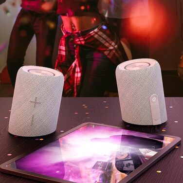 Hama Twin 3.0: Набір 2 Bluetooth-колонок, водонепроникні 30W, білі. TWS, IP67, до 10 год роботи