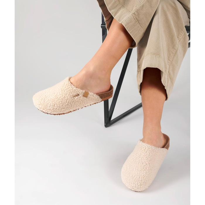 Тапочки жіночі Perletti Winter з штучного хутра, теплі, з антиковзкою підошвою, розмір 40 EU, білі