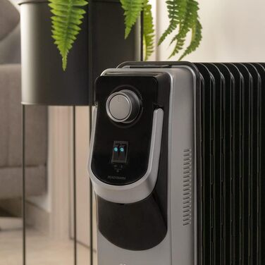 Масляний радіатор Cecotec ReadyWarm 11000 Space 360º Black - 2500 Вт, 11 секцій, 3 режими, з термостатом, колесами, зручним керуванням та системою безпеки. Для приміщень до 28 м²