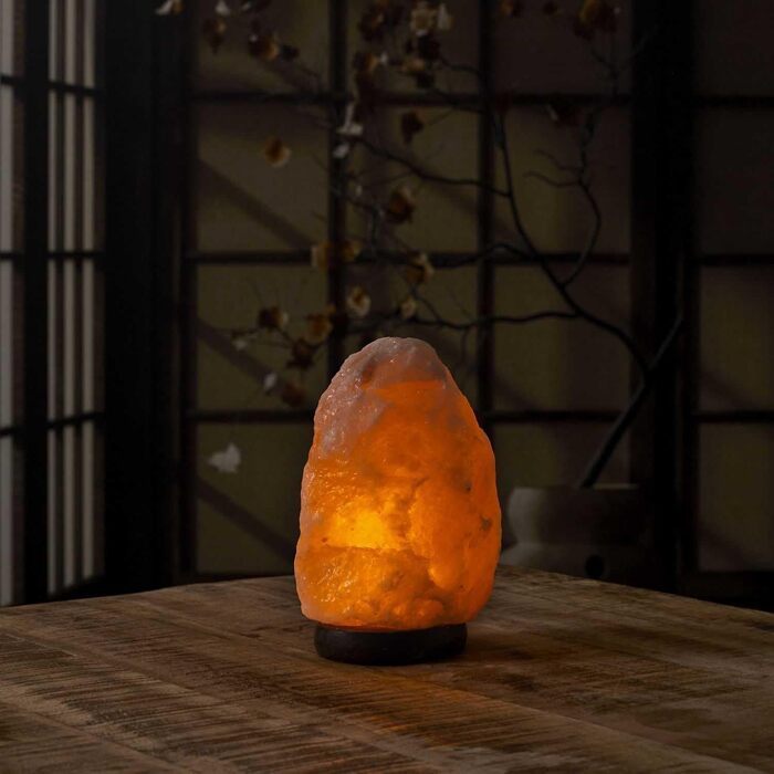 Елегантна лампа на стіл HOME DECO FACTORY LA0042, 25 см - Сучасний дизайн, м'яке світло для вітальні або спальні, матове бежеве покриття