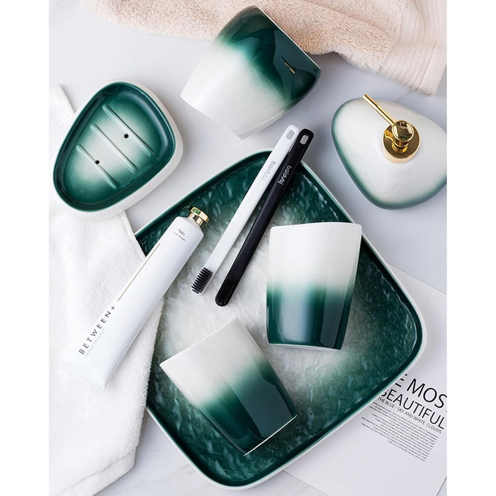 Набір аксесуарів для ванної кімнати 4 шт. сірий: дозатор мила, мильниця, 2 стаканчика для зубних щіток, золотий мармурний візерунок