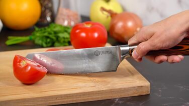 Японський ніж Kiritsuke від URUMAH: професійний ніж шеф-кухаря з високоякісної сталі 7CR17MoV з дерев'яною ручкою. У подарунковій коробці з захистом леза.
