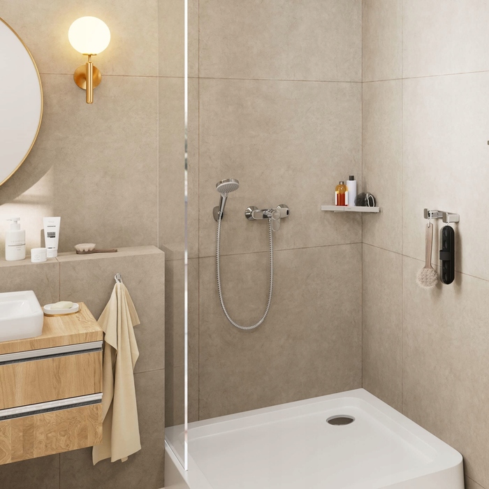 Душова лійка Hansgrohe кругла, срібляста, зі шлангом 160 см, EcoSmart