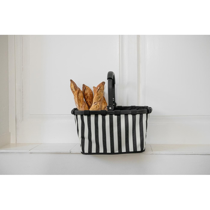 Сумка-шопер Reisenthel Carry Bag – чорний (Summerstripes Black) з великим об'ємом та зручною внутрішньою кишенею