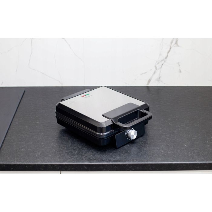 Вафельниця Berlinger 2300 Вт, чорна, з регулюванням температури, на 4 вафлі