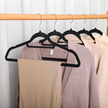 Набір вішалок для одягу SVITA 10 шт. для костюмів, чорного кольору, з антиковзаючим покриттям