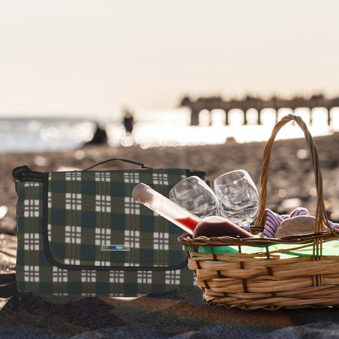 Relaxdays XXL Picnic Blanket 200x300 cm Checked