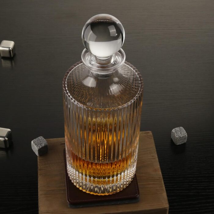 Whiskey Decanter Set with 2 Glasses - Modern Design, 765ml - Ideal for Scotch & Liquor