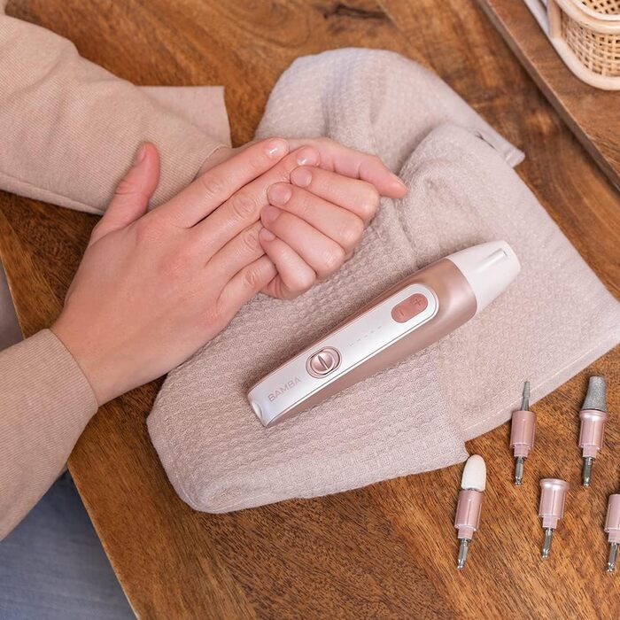 Електричний набір для манікюру та педикюру Cecotec Bamba PinkyCare 700 Perfect Nails з 7 насадками, 5 швидкостями та 2 напрямками, ергономічний дизайн