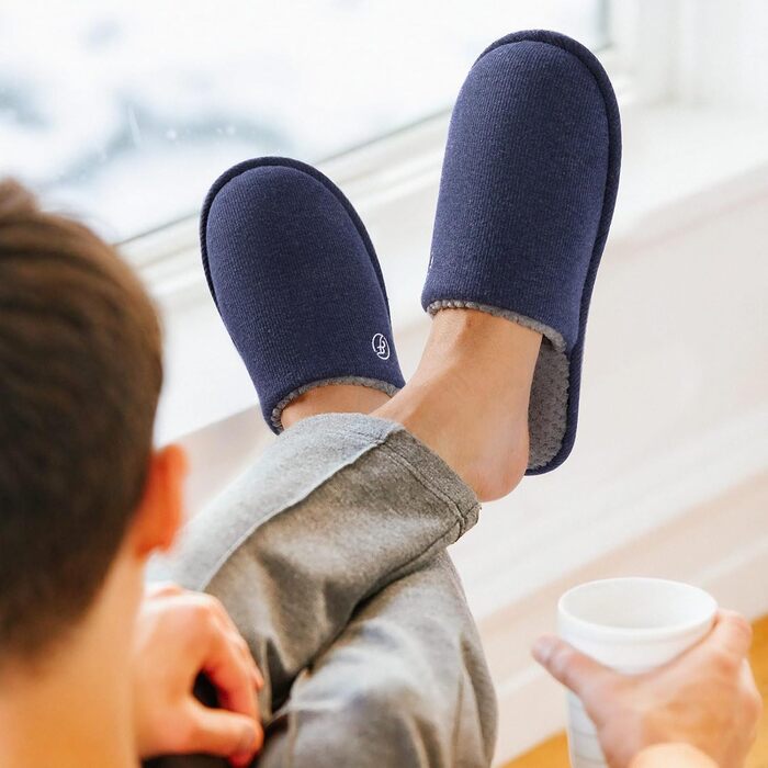 Чоловічі тапочки-шкарпетки EverFoams з м'якою піною Memory Foam, 42/43 EU, темно-синій