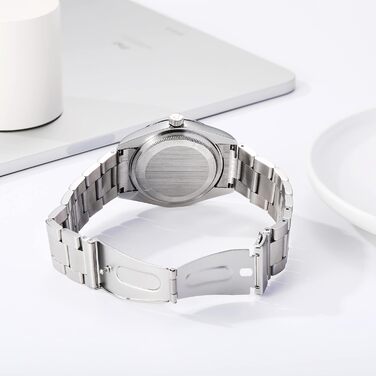 Годинник чоловічий BUREI срібний: аналоговий кварцовий годинник на сталевому браслеті. Елегантний, класичний дизайн.