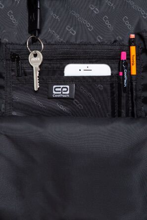 Багатовідсінковий шкільний рюкзак CoolPack, чорний, 21 л