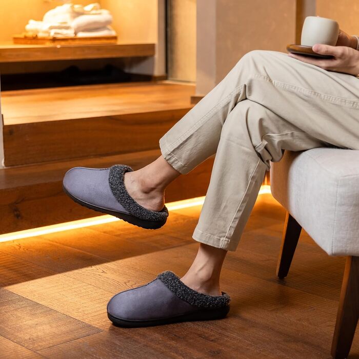Чоловічі халапи з замші з піною з пам'яті, для дому та вулиці, теплі зимові халапи з неслизькою підошвою, подарунок для чоловіків, подарунок для нього, подарунок для тата (Сірий, 40/41 EU)