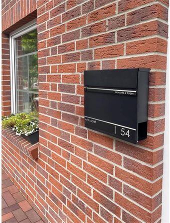 Поштова скринька Metzler Anthrazit RAL 7016 з газетницею та номером будинку – персоналізована лазерним гравіюванням – сучасний поштовий ящик з табличкою, водонепроникний та стійкий до іржі | Модель Hermann