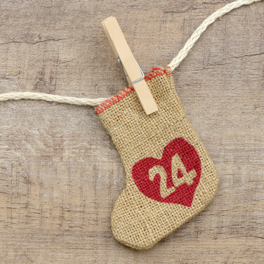Relaxdays Wooden Clothes Pins - 100 Pack