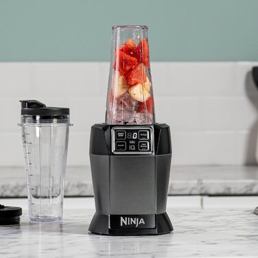 Ninja Mixer with 2 programs: Mixing & Max Mixing, Pulse function, 2 x 700ml cups with pouring lids, 1000W, dishwasher-safe, Mixer Smoothie Maker, Auto-iQ, Black BN495EU