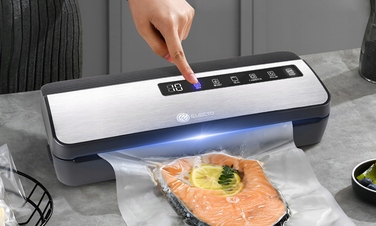 Автоматичний вакууматор для продуктів із річним запасом плівок
