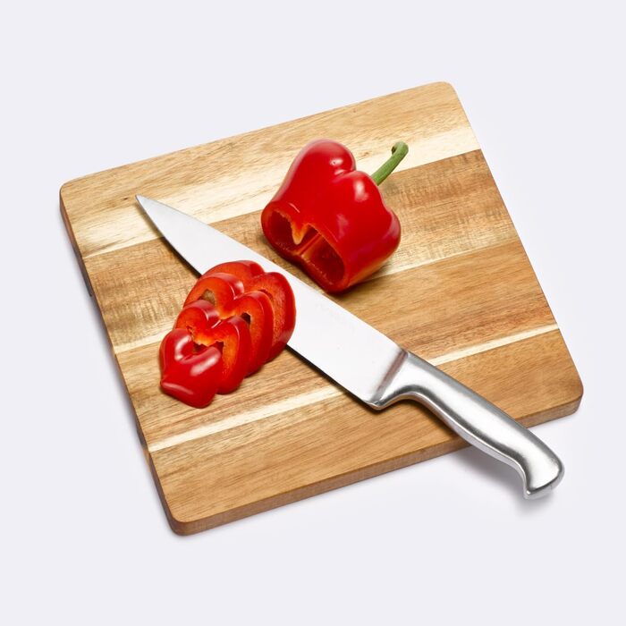 Durable acacia cutting board, 25 x 29 cm | High-quality & hygienic | Large kitchen board made of sustainable acacia wood | Discover oiled wooden cutting boards for kitchen & catering