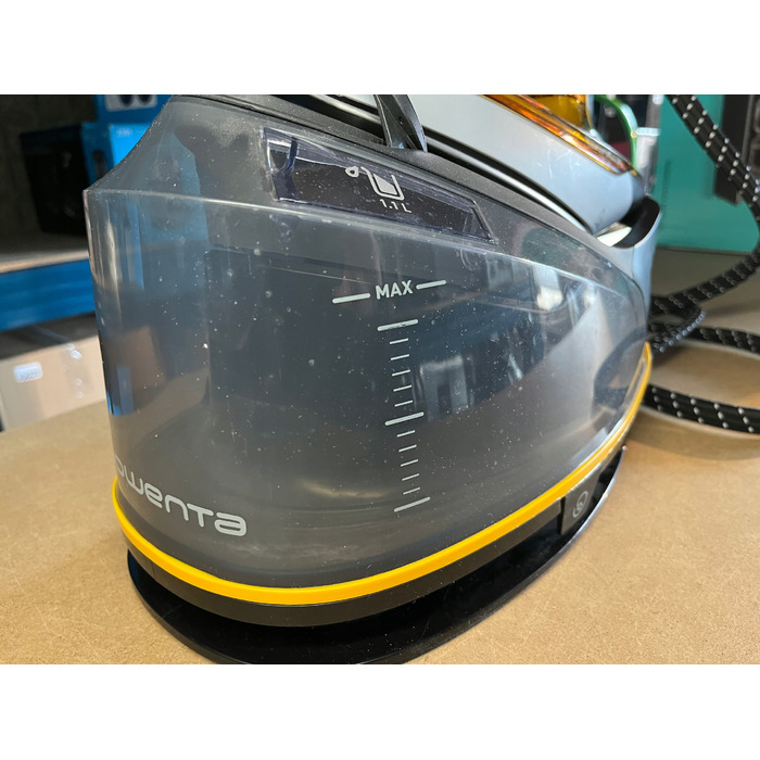 Парова станція Rowenta Compact Steam Pro DG7644, 2200 Вт, 1,1 л, НОВА