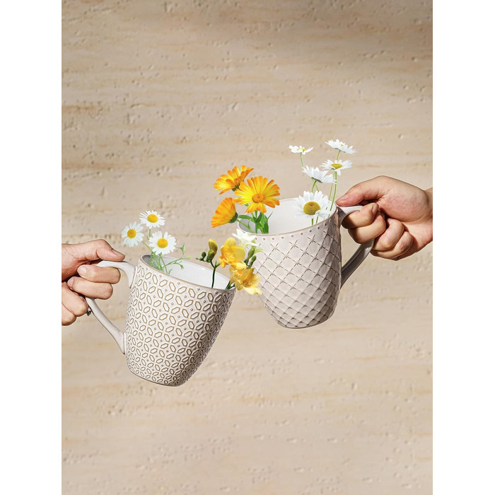 DOWAN Coffee Mug Set, 6 x 560 ml Porcelain Coffee Cups, Large Mugs with Embossed Pattern in Country House Style for Coffee, Milk, Tea & Hot Chocolate, Reactive White Mug Set