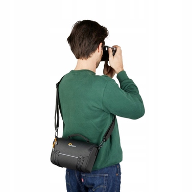 Фотосумка Lowepro Adventura SH 160 III, чорна