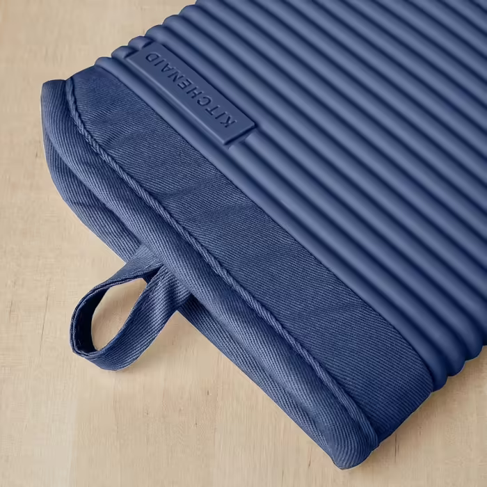 KitchenAid Oven Mitt Set, Textured, Soft Silicone, Blue Willow, 2 Pieces