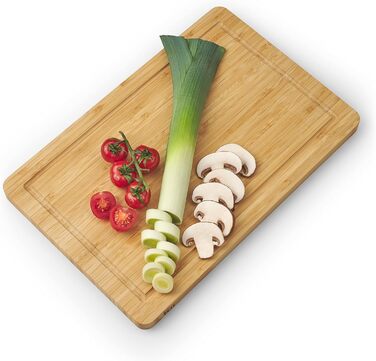 Blumtal Cutting Board Wood made from 100% Bamboo L - 2cm thick wooden board antibacterial - solid cutting board with juice groove - wooden cutting board 38x25x2cm - Alternative to plastic cutting board