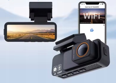 Автомобільний відеореєстратор Fastcam M9 4K UHD з Wi-Fi, кутом огляду 170° та задньою камерою