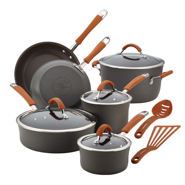 Набір посуду Rachael Ray Cucina, 12 предметів, сірий з помаранчевими ручками, антипригарне покриття, підходить для миття в посудомийній машині