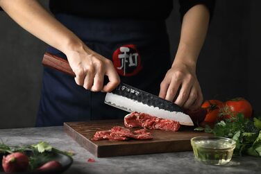 Японський ніж Santoku 18,5 см Hezhen, кухонний, з кованого сталі, з дерев'яною ручкою