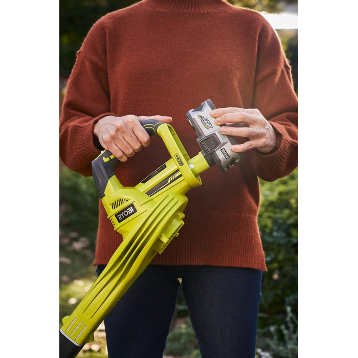 RYOBI 18V ONE+ Cordless Leaf Blower OBL1820S (Air speed 245 km/h, airflow 2.6 m³/min, without battery & charger in box)