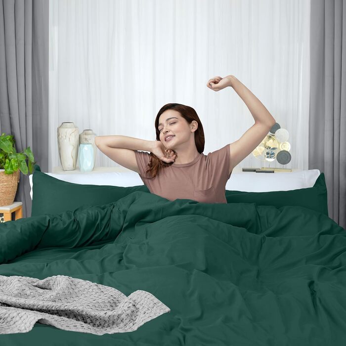 Комплект постільної білизни Utopia Bedding, повний розмір: 1 простирадло, 2 наволочки, 3-частинний комплект, зелений смарагдовий, мікрофібра