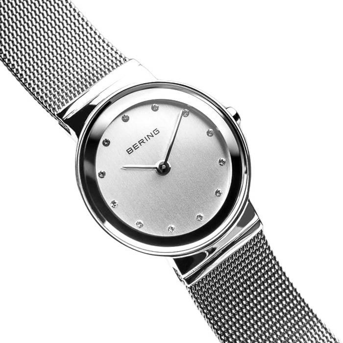 Годинник Bering жіночий кварцовий на браслеті Milanais з нержавіючої сталі, сапфірове скло, 5 ATM, 26 мм, 10126-000